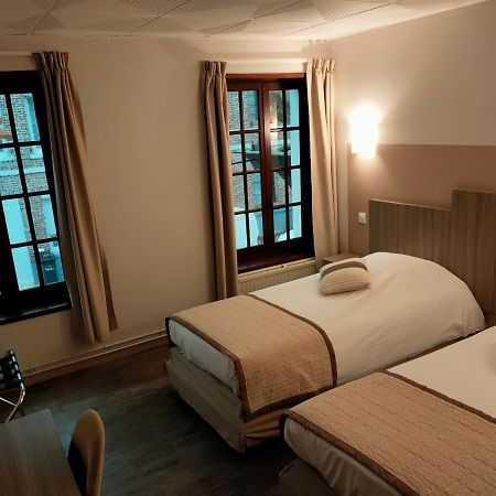 Hotel Au Lion D'Or Saint-Pol-sur-Ternoise Exteriér fotografie